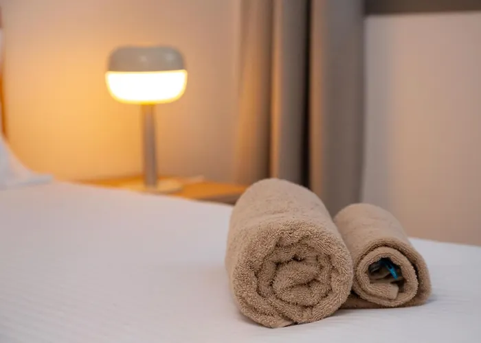 Crown Hall Apartamento