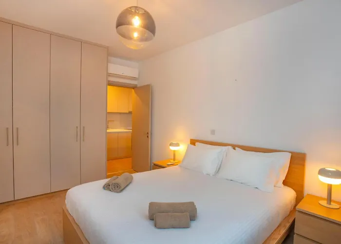 Crown Hall Apartamento Limassol