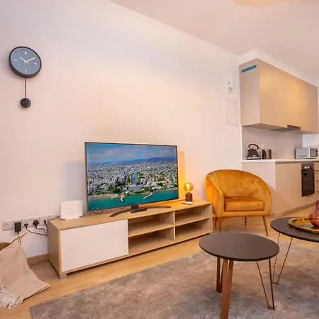 Apartment Crown Hall *