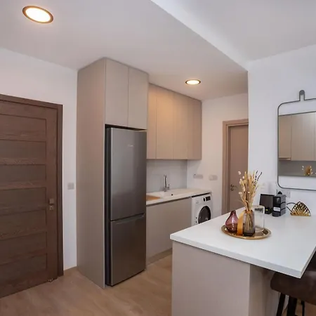 Crown Hall Apartment