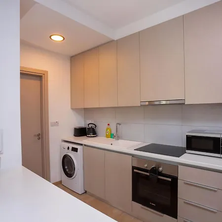 Crown Hall Apartment Limassol