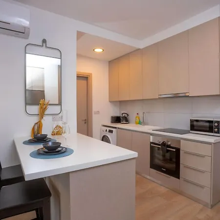 Crown Hall Appartement *