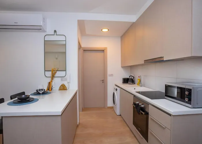 Crown Hall Lägenhet