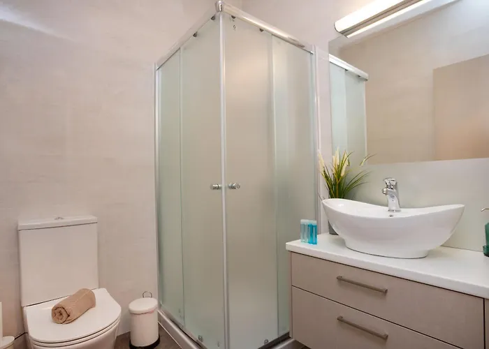 Crown Hall Lägenhet Limassol