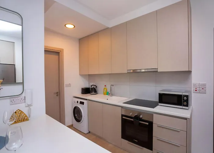 Lägenhet Crown Hall Limassol