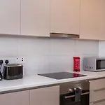 Apartament Crown Hall *